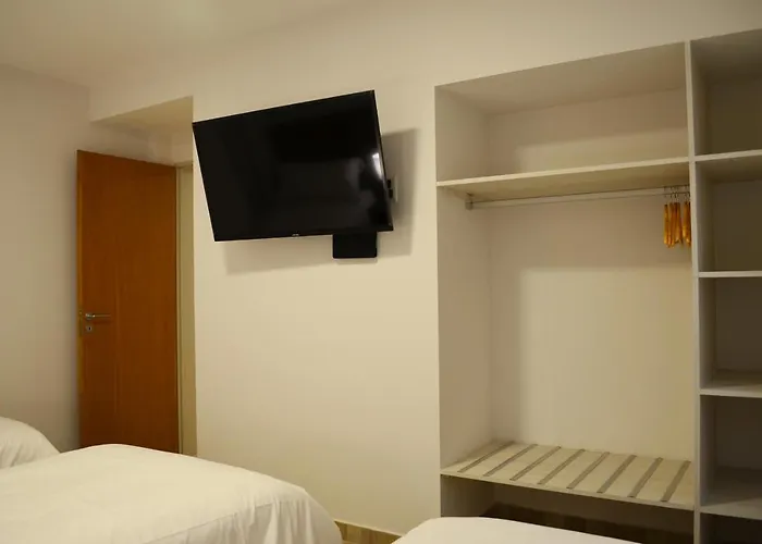 Hotel Bait